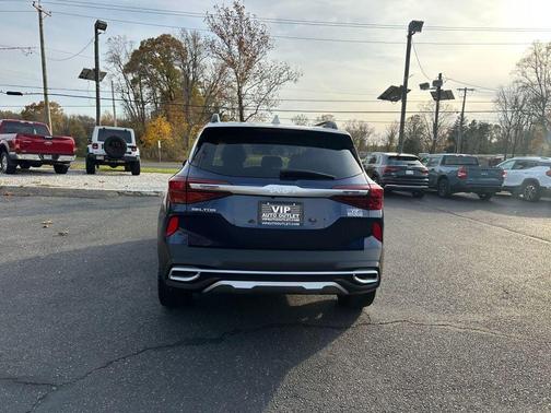 2022 Kia Seltos Nightfall Edition