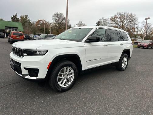 2022 Jeep Grand Cherokee L Laredo