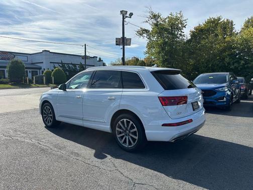 2018 Audi Q7 2.0T Premium Plus