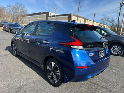 2022 Nissan Leaf SV PLUS 62 kWh