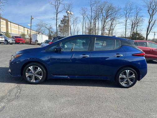 2022 Nissan Leaf SV PLUS 62 kWh