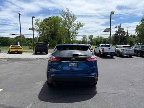 2020 Ford Edge SE