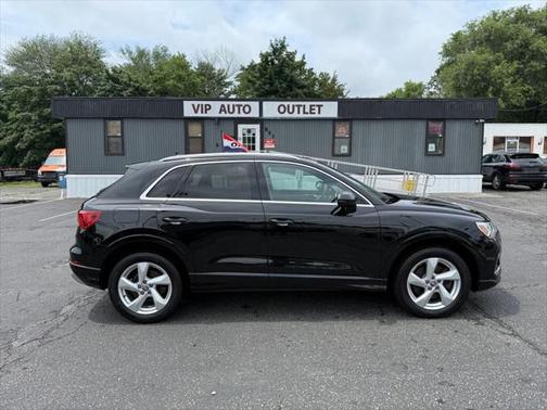 2020 Audi Q3 45 Premium Plus