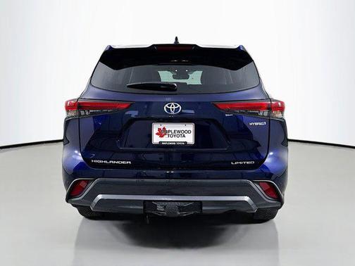 2022 Toyota Highlander Hybrid Limited