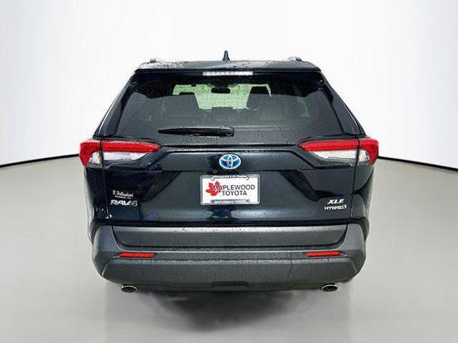 2021 Toyota RAV4 Hybrid XLE Premium