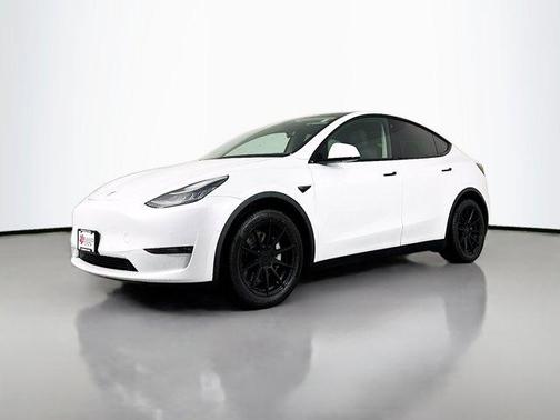 2022 Tesla Model Y Long Range Dual Motor All-Wheel Drive
