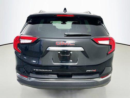 2024 GMC Terrain AWD AT4