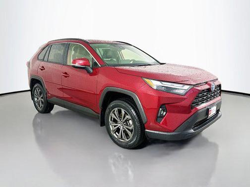 2022 Toyota RAV4 Hybrid XLE Premium