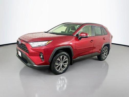 2022 Toyota RAV4 Hybrid XLE Premium
