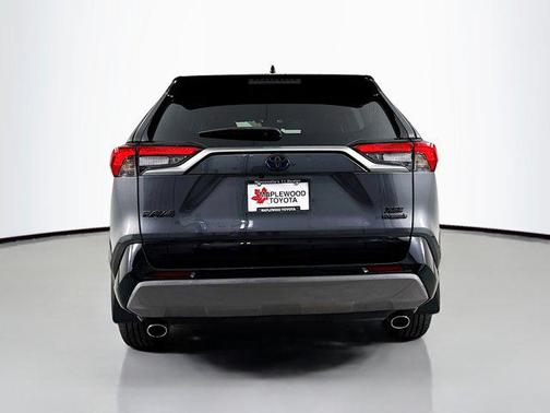 2021 Toyota RAV4 Hybrid SE