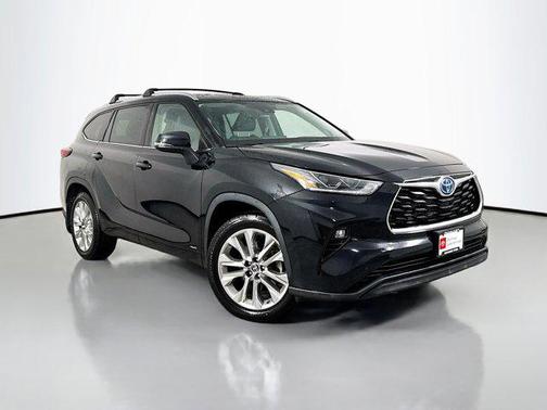 2022 Toyota Highlander Hybrid Limited