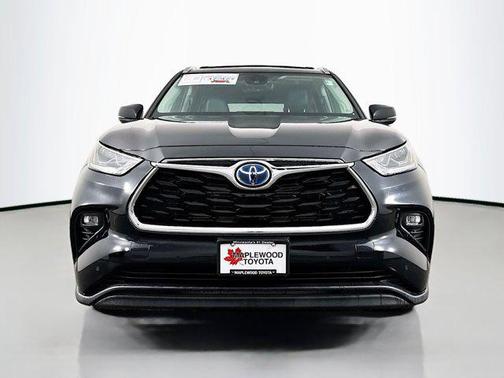 2022 Toyota Highlander Hybrid Limited