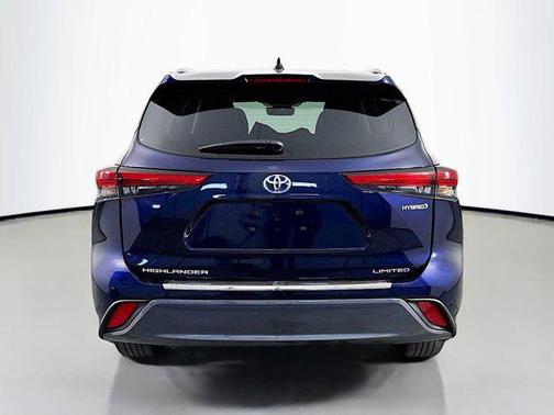 2023 Toyota Highlander Hybrid Limited
