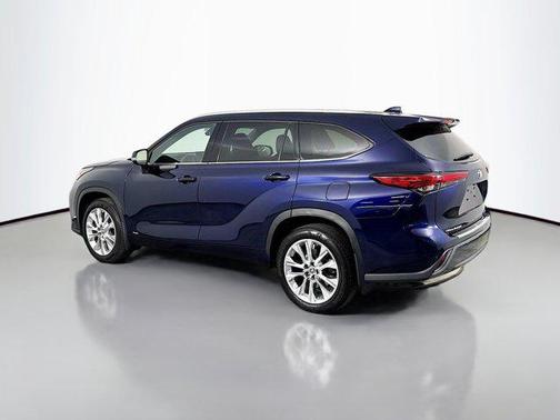 2023 Toyota Highlander Hybrid Limited
