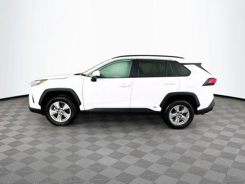 2023 Toyota RAV4 Hybrid XLE