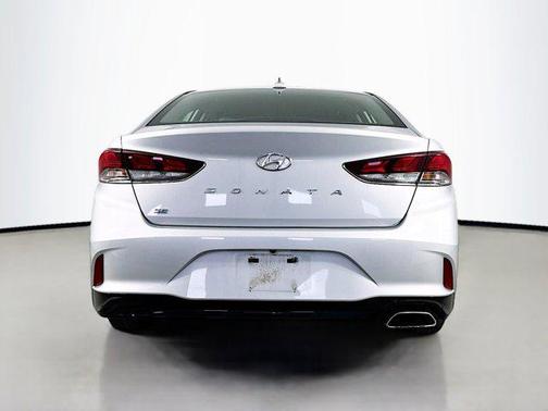 Symphony Silver 2019 Hyundai SONATA SE