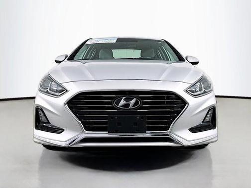Symphony Silver 2019 Hyundai SONATA SE