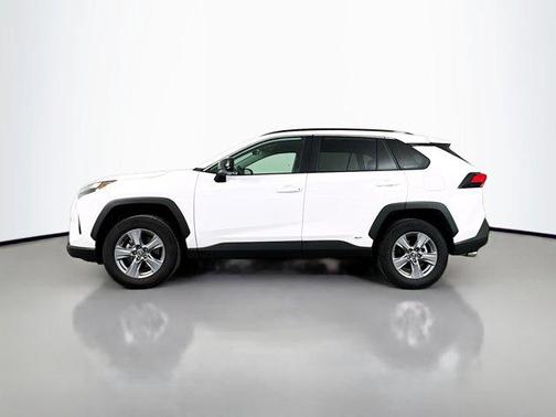 Ice Cap 2025 Toyota RAV4 Hybrid LE