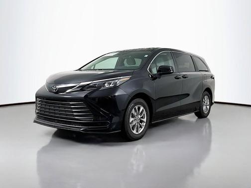 Midnight Black Metallic 2026 Toyota Sienna LE