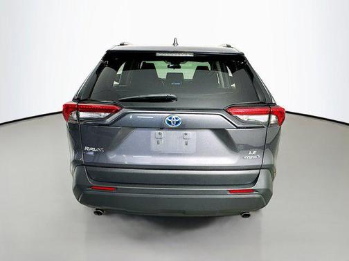 2022 Toyota RAV4 Hybrid LE