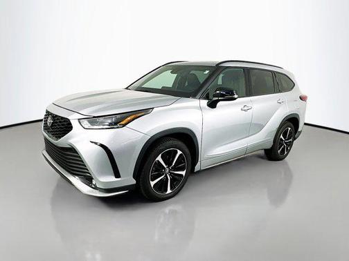 2021 Toyota Highlander XSE