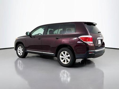 Sizzling Crimson Mica 2013 Toyota Highlander SE