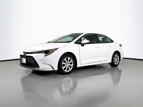 Ice 2024 Toyota Corolla LE