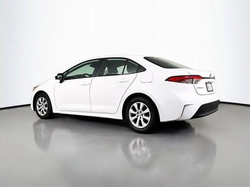 Ice 2024 Toyota Corolla LE