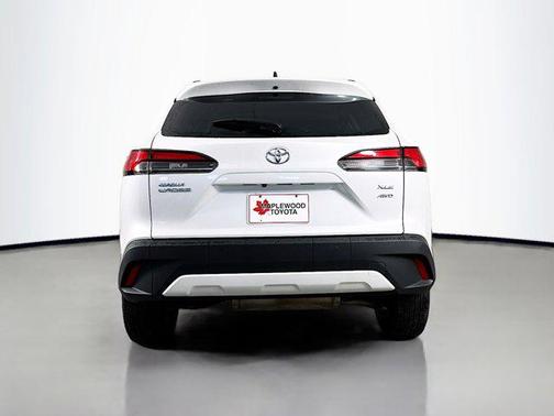 2025 Toyota Corolla Cross XLE