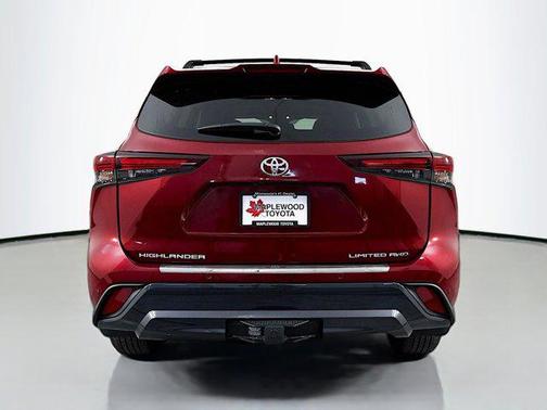 2024 Toyota Highlander Limited