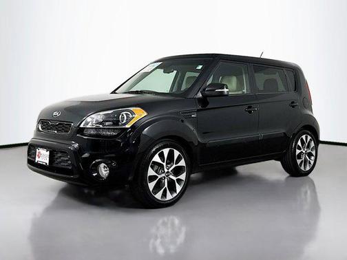 Shadow Pearl Metallic 2013 Kia Soul !