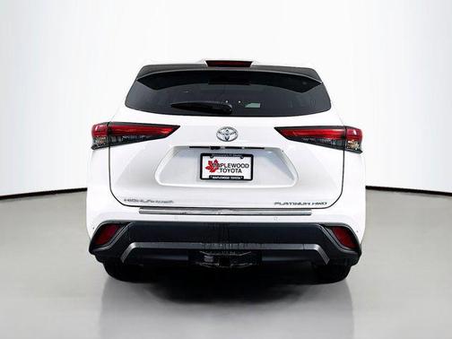2020 Toyota Highlander Platinum