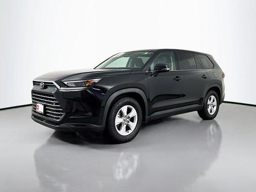 2025 Toyota Highlander LE
