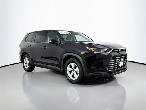2025 Toyota Highlander LE