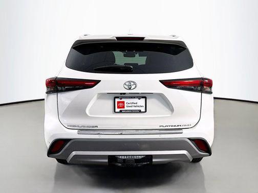 2021 Toyota Highlander Platinum