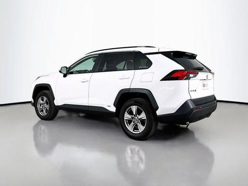 Ice Cap 2025 Toyota RAV4 Hybrid XLE