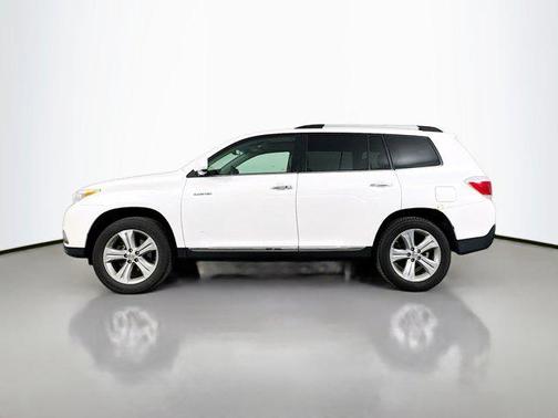 Blizzard Pearl 2013 Toyota Highlander Limited