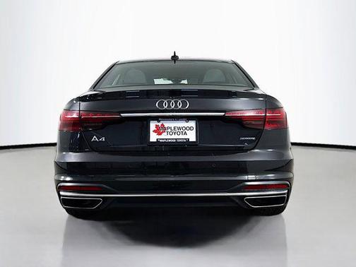 2022 Audi A4 45 S line Premium Plus