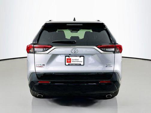 2025 Toyota RAV4 Hybrid SE