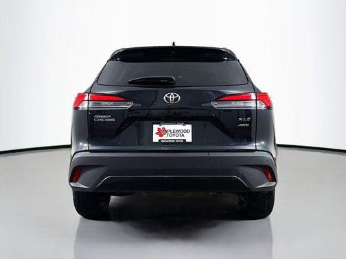 2025 Toyota Corolla Cross XLE