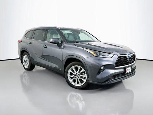2022 Toyota Highlander Hybrid Limited