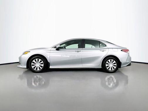 2019 Toyota Camry Hybrid LE