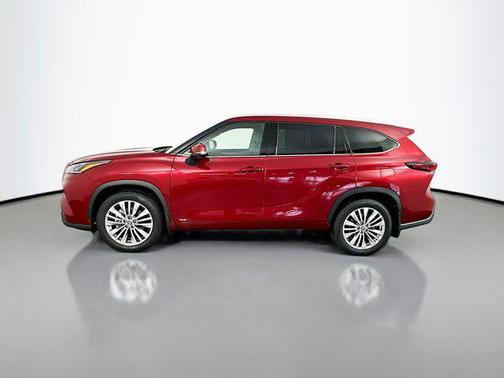 2024 Toyota Highlander Hybrid Platinum