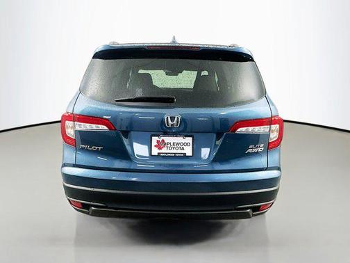 2022 Honda Pilot AWD Elite