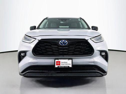 Cement 2024 Toyota Highlander Hybrid XLE