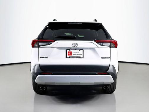 Ice Cap 2024 Toyota RAV4 Adventure