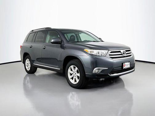 2013 Toyota Highlander SE