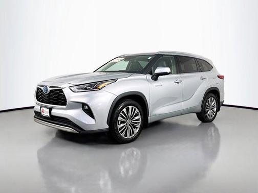 2020 Toyota Highlander Hybrid Platinum