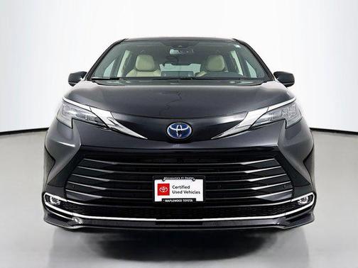 2024 Toyota Sienna XLE 7 Passenger