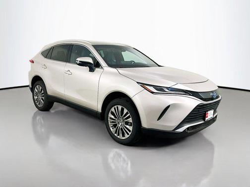 2024 Toyota Venza XLE